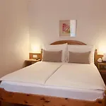 Hotel Piazza & Restaurants