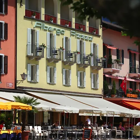 Piazza & Restaurants Ascona