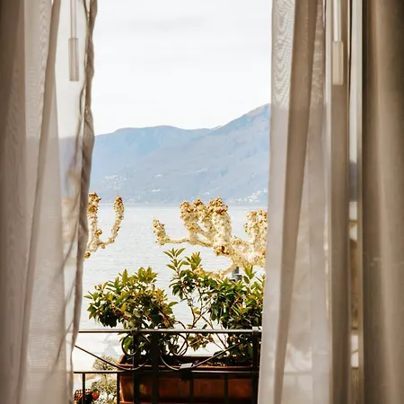 Piazza & Restaurants Hotel 2*