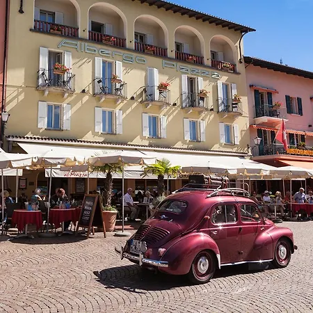 Piazza & Restaurants Ascona