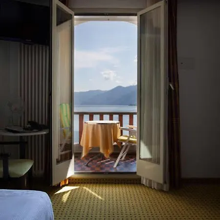 Piazza & Restaurants Hotell Ascona