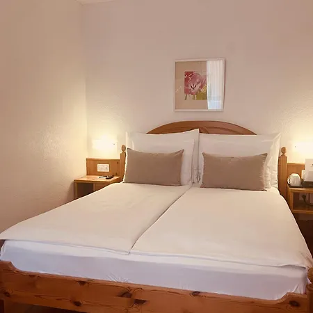 Hotell Piazza & Restaurants